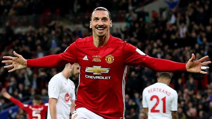 Zlatanův čas se blíží! Mourinho prozradil, kdy se vrátí na hřiště