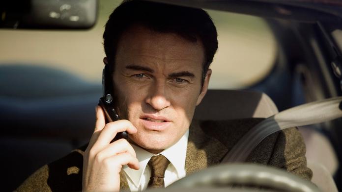 Julian McMahon ve filmu Předtucha