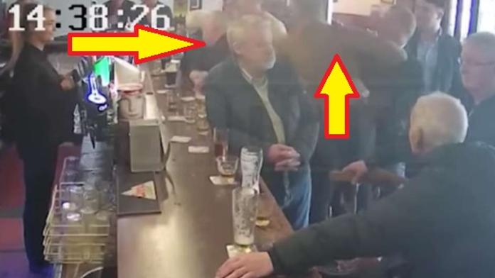 Conor McGregor opět v akci. Napadl na baru muže, pak ho vyvedli