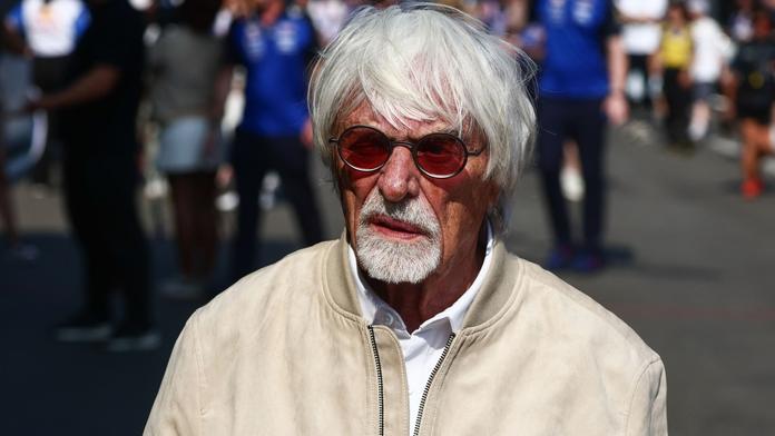 Ecclestone znovu v problémech. Bývalého šéfa F1 zadrželi na letišti v Portugalsku