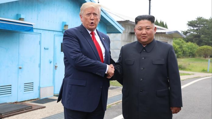 Trump se chce do konce roku setkat s Kim Čong-unem. Těším se, vzkázal