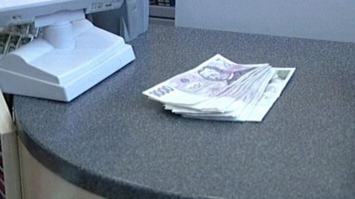 Policie dopadla pachatele vyloupení banky