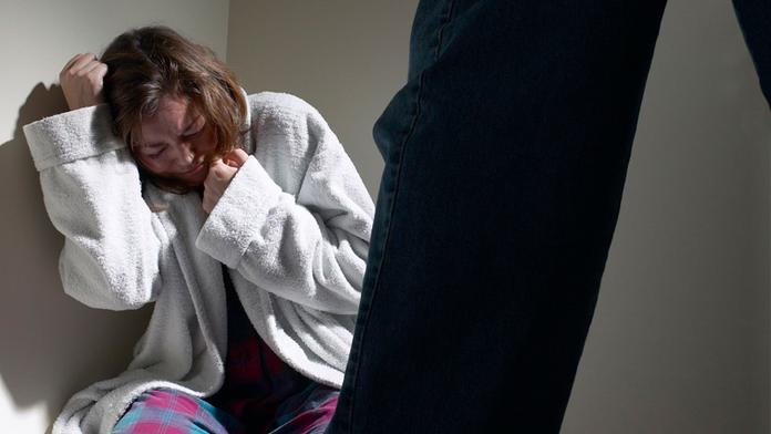Mladík v Přerově znásilnil ženu! Všemu měly přihlížet její děti