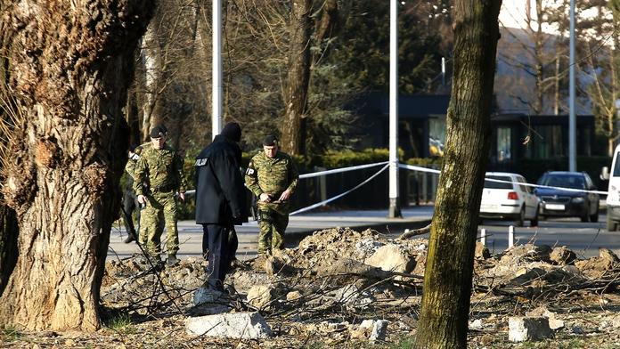 V troskách dronu byly i zbytky pumy, tvrdí Chorvaté. Objevili i černou skříňku