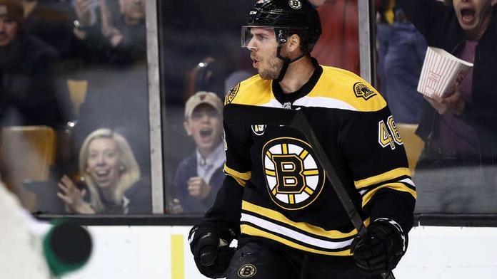 Češi táhli Boston! Krejčí ničil gólmany Detroitu, válel i Pastrňák