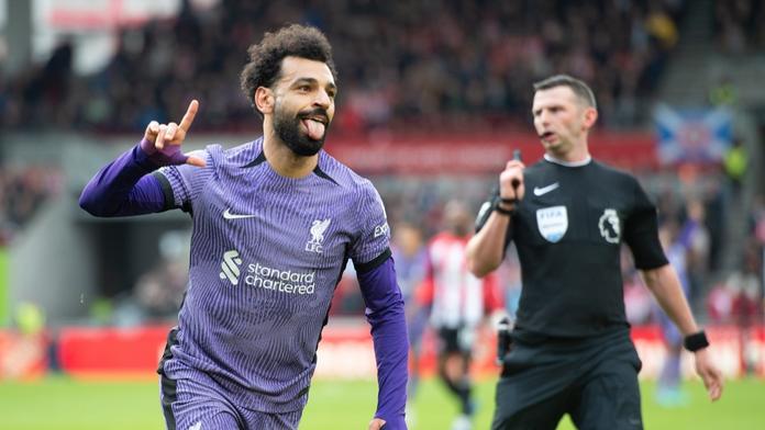 Salah se vrátil gólem a asistencí. Arsenal si zastřílel