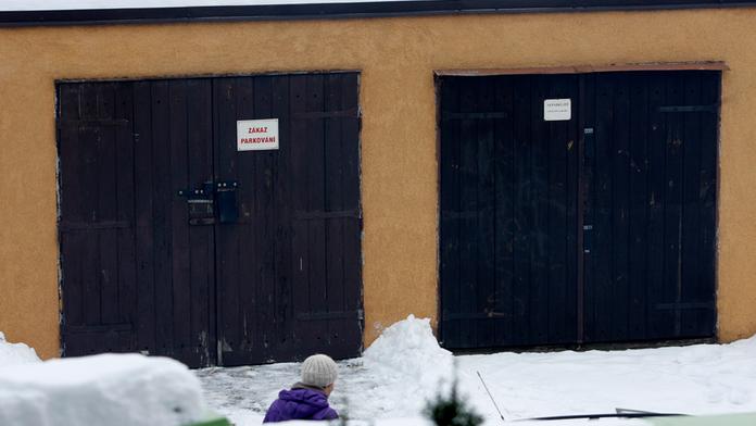 Smrt mladíka. Spadl na něj strop garáže