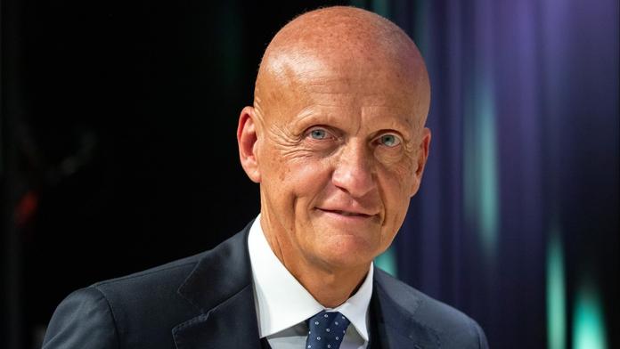 Fotbal na 60 minut čistého času? Bavíme se o tom, řekl Collina. Vysvětlil proč