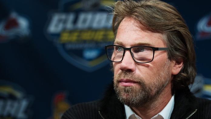 Legendární Peter Forsberg se vrátil na led. Ve Švýcarsku válí jako za starých časů
