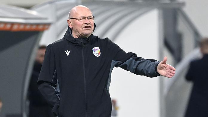 Finále? To nechám otevřené, smál se Koubek. Brankář Jedlička je hrdina