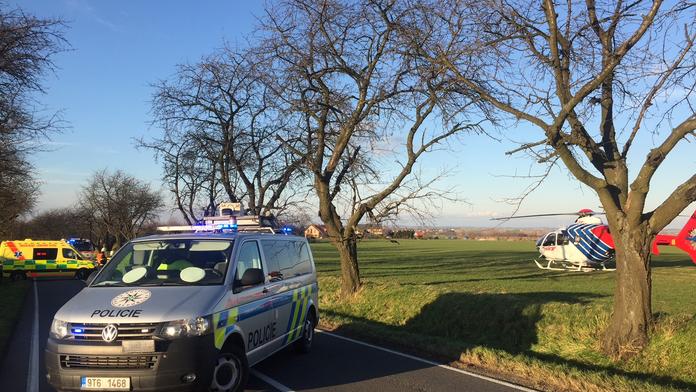 Tragédie na Opavsku! Sraženou ženu oživovali svědci, zemřela