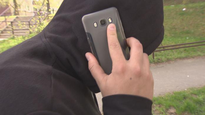 Došel mi sprchový gel či jsem bůh, volali lidé na 158. Hrozí jim pokuta