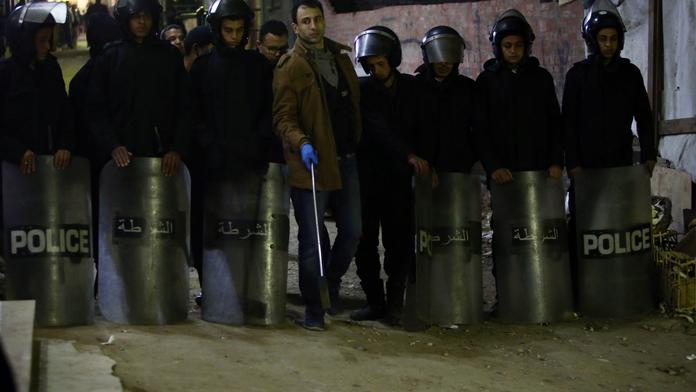 Vánoční útok v Egyptě, bomba na střeše kostela zabila pyrotechnika