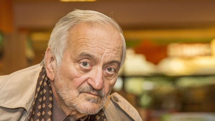 Rodina rozhodla o podobě pohřbu Milana Lasici. Státní pocty nebudou
