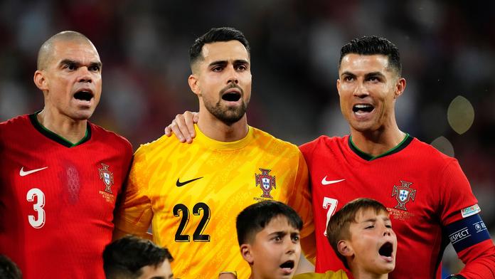 Hašek zamkl dveře. Portugalsko naráželo do zdi, hodnotí zápas portugalská média