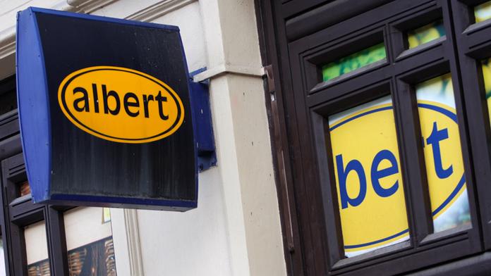 Další prohřešky supermarketů! V Albertu byla prošlá debrecínka