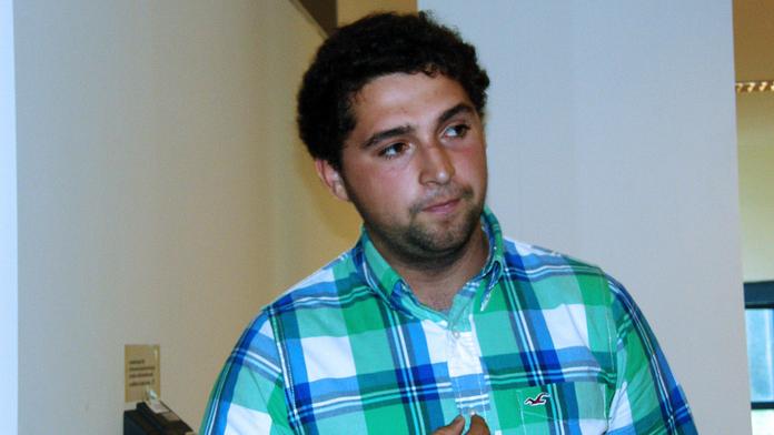 Schválně přejel mladíka, z vězení ho pustili dřív. Odjel přímo na pláž