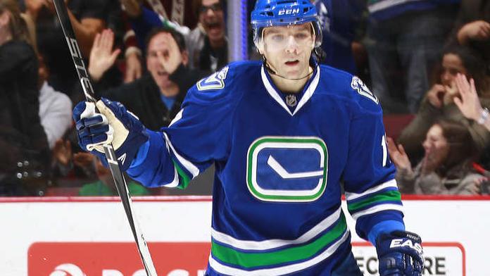 VIDEO: Vrbata hattrickem rozprášil Buffalo! Bodoval i Krejčí