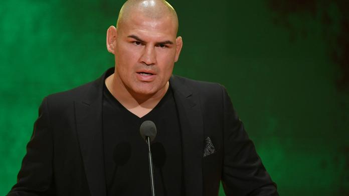 UFC šampion obviněný z pokusu o vraždu: Motivem msta, ale netrefil cíl