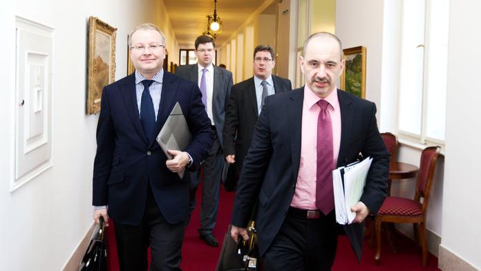 Velký přehled: Kdo nahradí Nečase? PROFILY HLAVNÍCH KANDIDÁTŮ