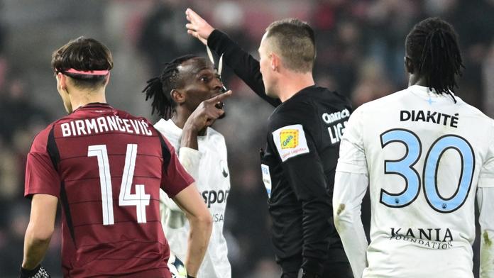 Rozhodčí uznal gól Liberce správně, zní z komise. Řešila i penalty na Slavii