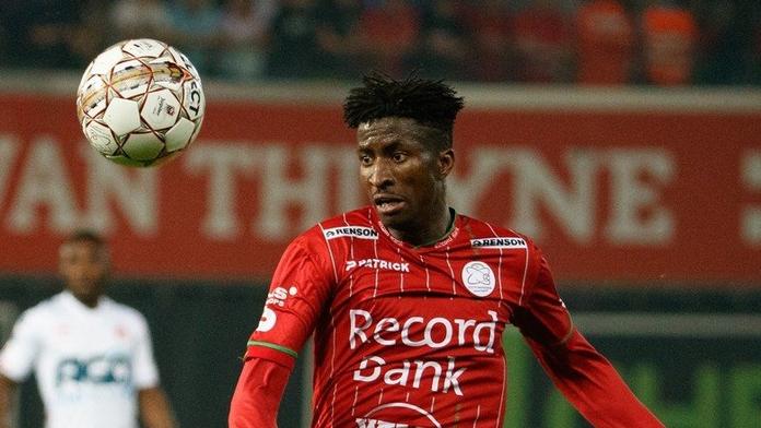 Tajemný Tvrdíkův Tweet: Olayinka míří do Slavie, tuší fanoušci!