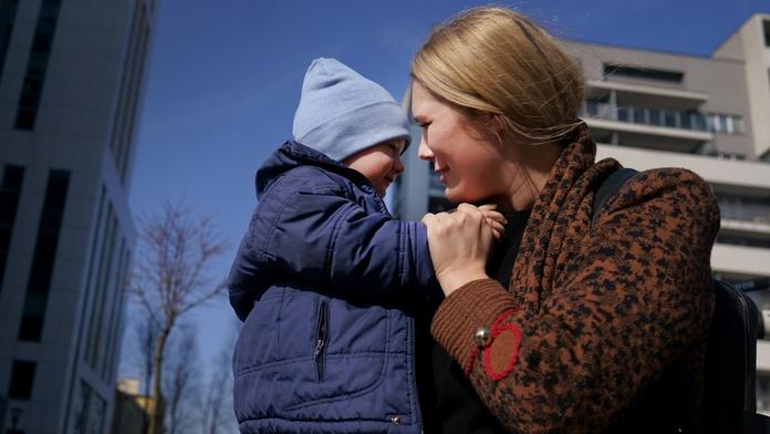 Srdceryvné shledání: Míša (1) byl 3 týdny na Ukrajině bez rodičů, rozdělila je válka
