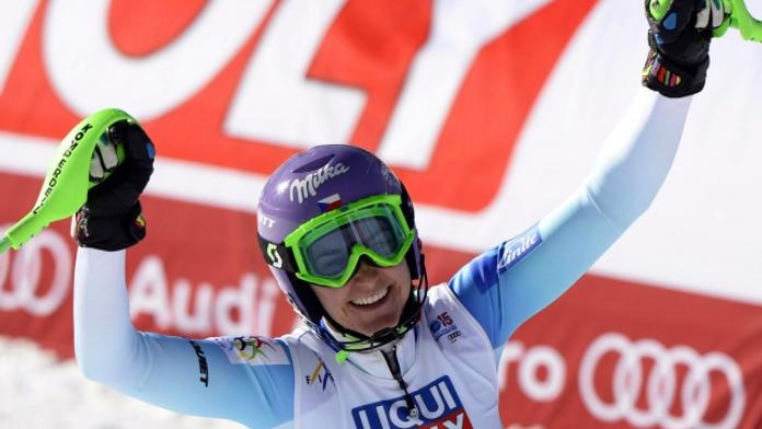 ÚŽASNÁ ŠÁRKA! Strachová má bronz z mistrovství světa!