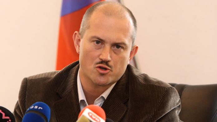 Kotlebovi se nelíbilo divadelní představení, v půlce ho zrušil!