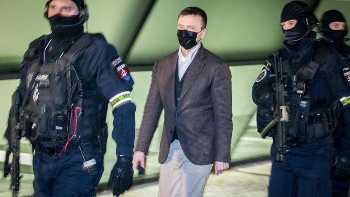 Prokurátor podal návrh na vazbu pro Haščáka. Ten čelí obvinění z korupce