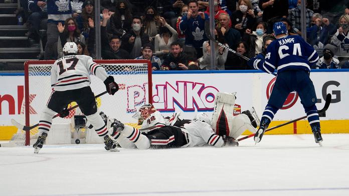 Kämpf setnul vítěznou trefou Chicago, zářili i další Češi