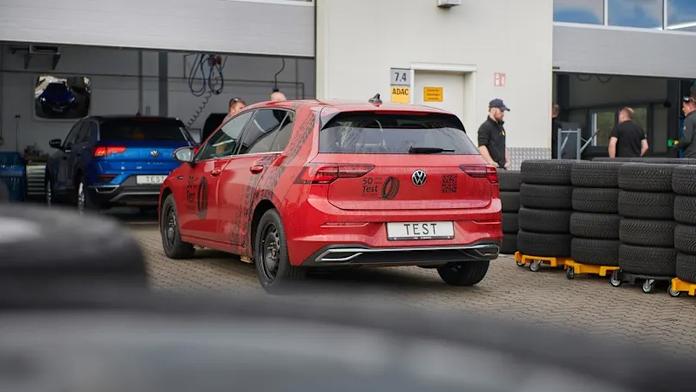 Jsou celoroční pneumatiky dobré řešení? Test mezi nimi odhalil propastné rozdíly