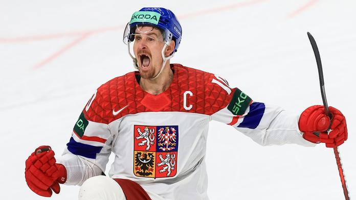 Rulíkovi se omluvil kapitán. Červenku nahradí trojnásobný mistr extraligy