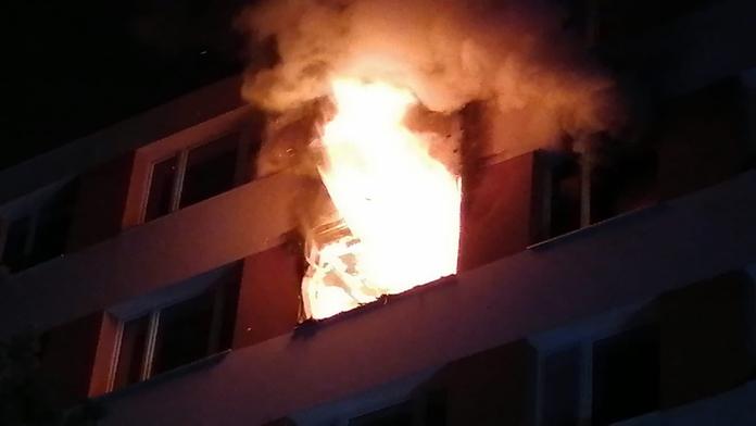 Noční požáry si vyžádaly dva životy. V Krupce hořel domov důchodců