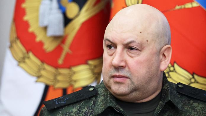 Kvůli vzpouře wagnerovců byl zatčen ruský generál Sergej Surovikin