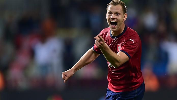 Česko vybojovalo remízu v závěru, parádní střelu vykouzlil Vydra