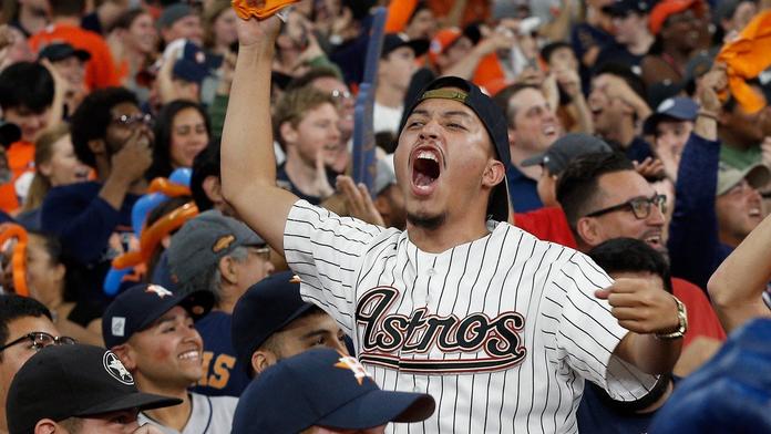 Houston žije baseballem! Astros poprvé v historii vyhráli MLB