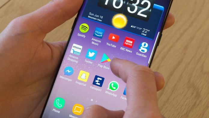 Facebook, Instagram a Messenger měly obrovský výpadek