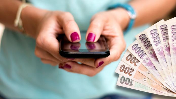 Vyhráli jste iPhone od Alzy, slibuje sms. Můžete skončit bez peněz