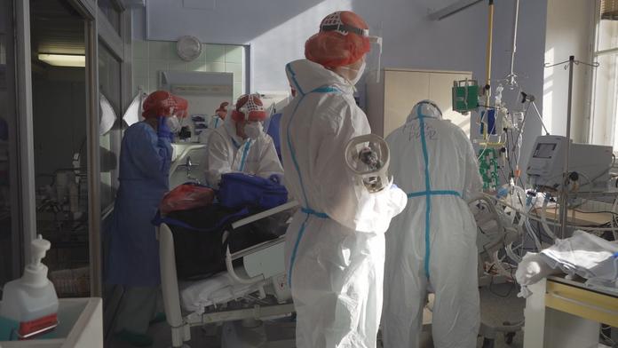 Zemřelo další malé dítě s covidem, chlapci ze Slezska byly tři roky