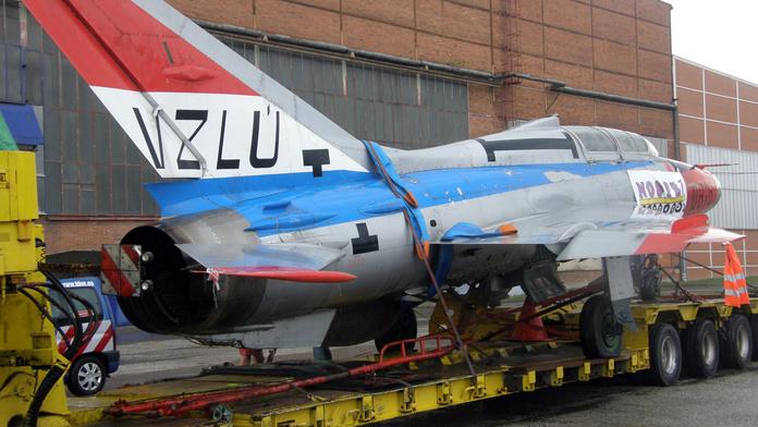U Záhřebu se zřítila stíhačka, pilot se stihnul katapultovat