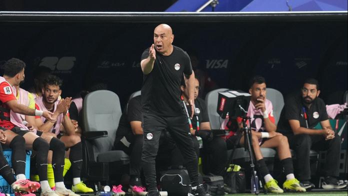 Drama v Egyptě: Kouč národního týmu skončil v nemocnici po brutální rvačce svých žen