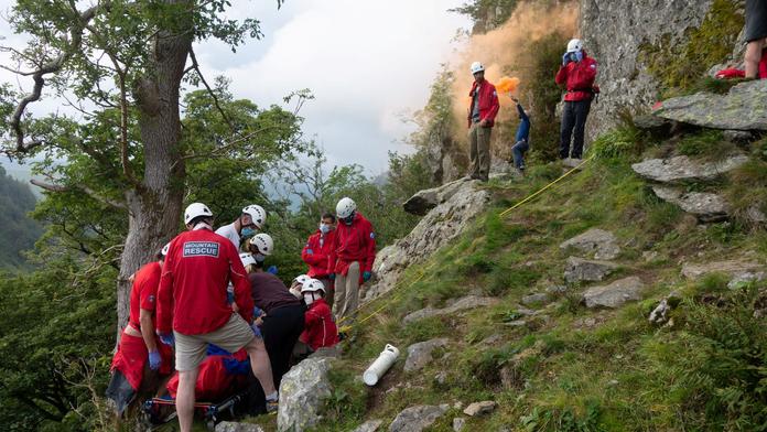 Tragická smrt dvou českých turistů! Žena zemřela v Alpách, muž v jezeře