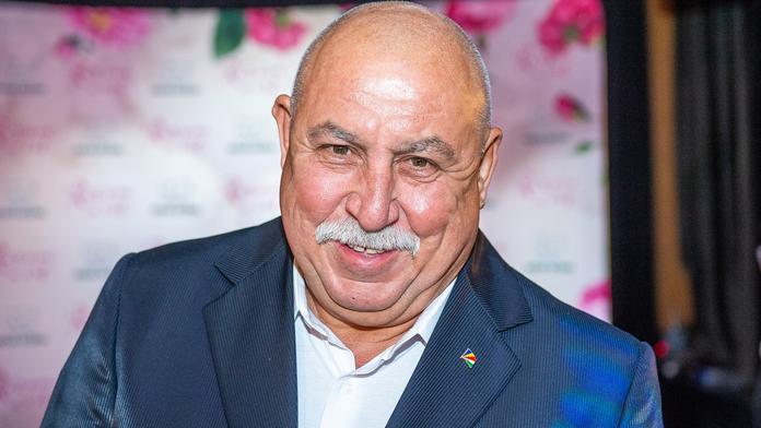 Herec z Černých baronů koronavirus nemá, přesto kvůli němu může umřít!