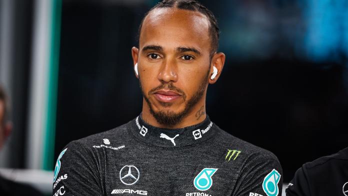 Hamilton: Zvolili jsme špatné obutí. Pískot fanoušků? Trapné, ale miluju je