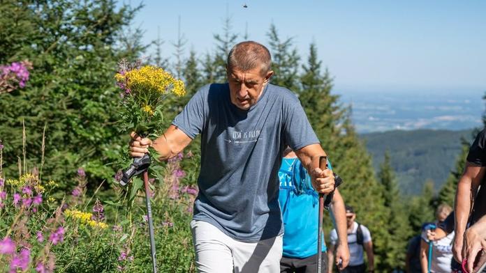 Babiš po výšlapu s Havlíčkem a Juchelkou: Možná jsem porušil zákon, zaplatím pokutu