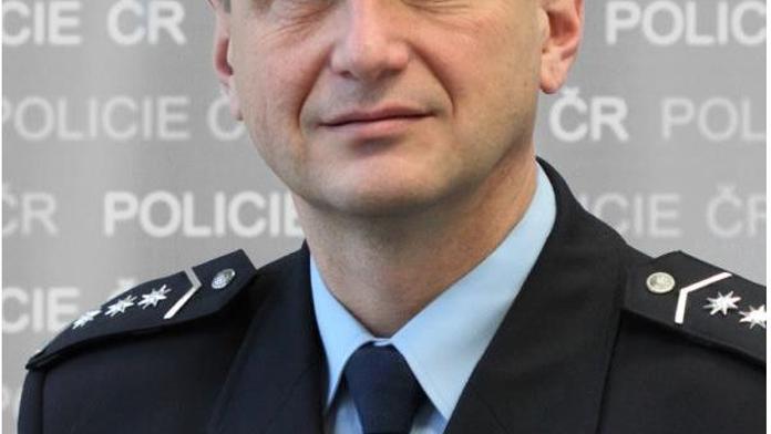 Sebevražda náměstka policie. Měl se zastřelit ve služebním autě