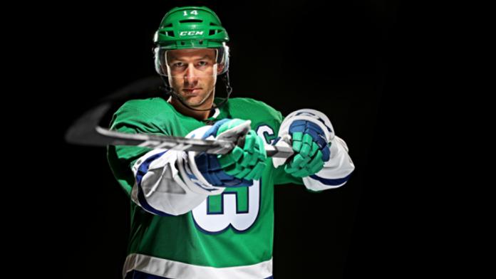 Whalers se vrátí do NHL! Letos odehrají dva zápasy s Bostonem
