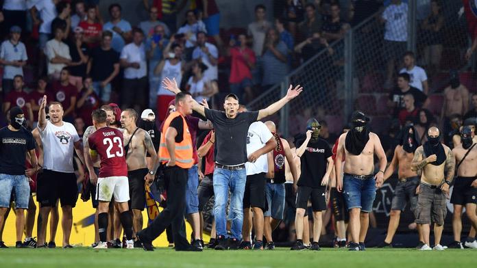 Sparta potrestá chuligány za invazi na hřiště! Tohle teď chystá