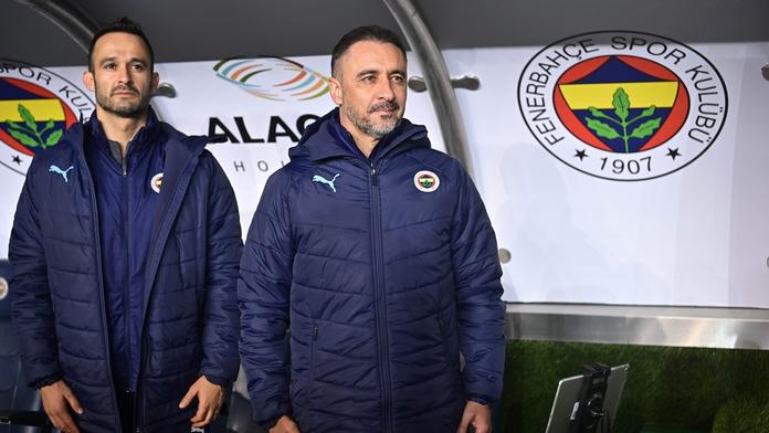 Soupeř Slavie přišel o trenéra, kouč Fenerbahce se na lavičce příliš neohřál